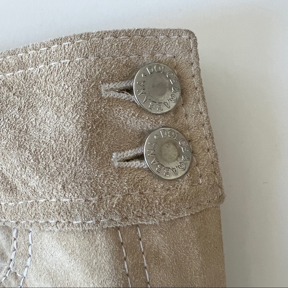 Dolce & Gabbana Tan Suede D&G Silver Buckle Logo Boho Short Mini Skirt - Picture 8 of 13